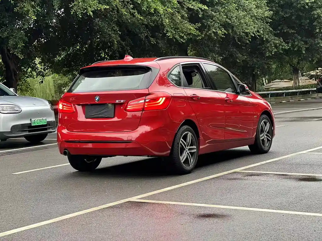 BMW 2 Series Active Tourer — миниатюра 9