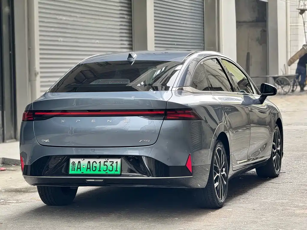 XPeng P5 — миниатюра 15
