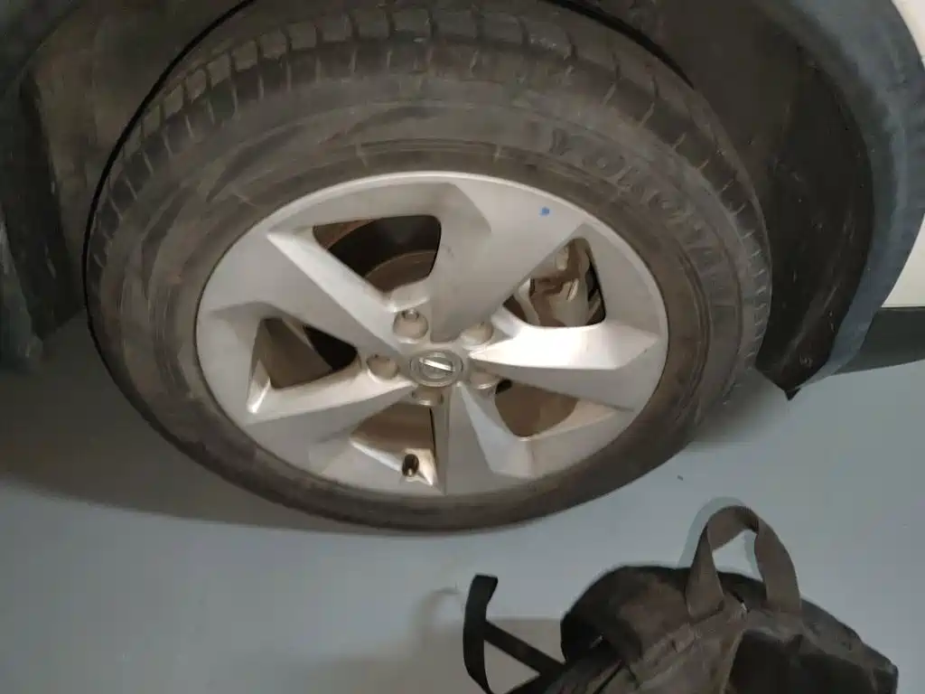 Nissan Qashqai — миниатюра 8