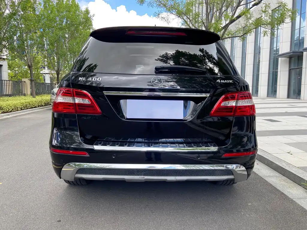 Mercedes-Benz M-Class — миниатюра 4