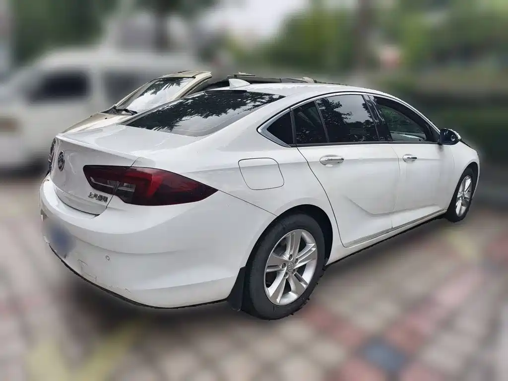 Buick Regal — миниатюра 4