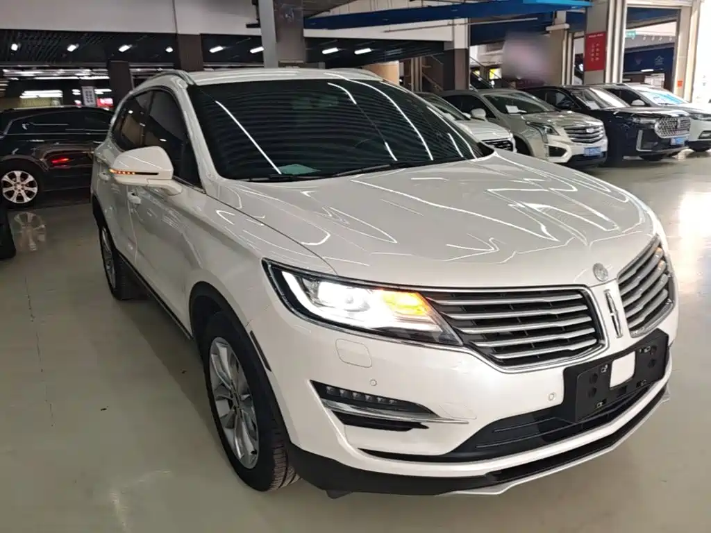 Lincoln MKC — миниатюра 4
