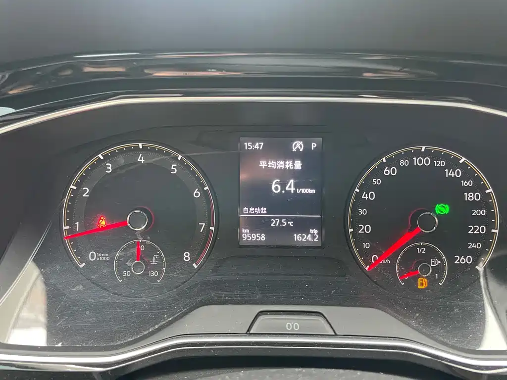 Volkswagen Sagitar — миниатюра 17