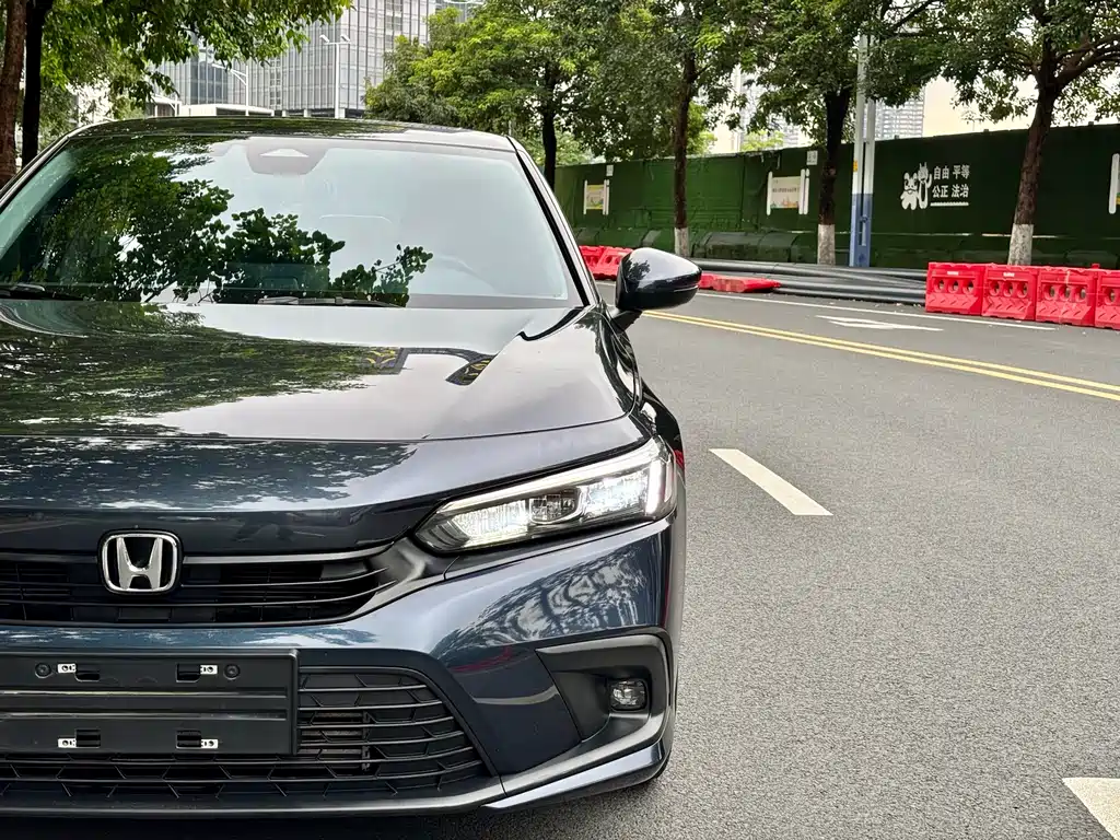 Honda Civic 2023 240TURBO CVT