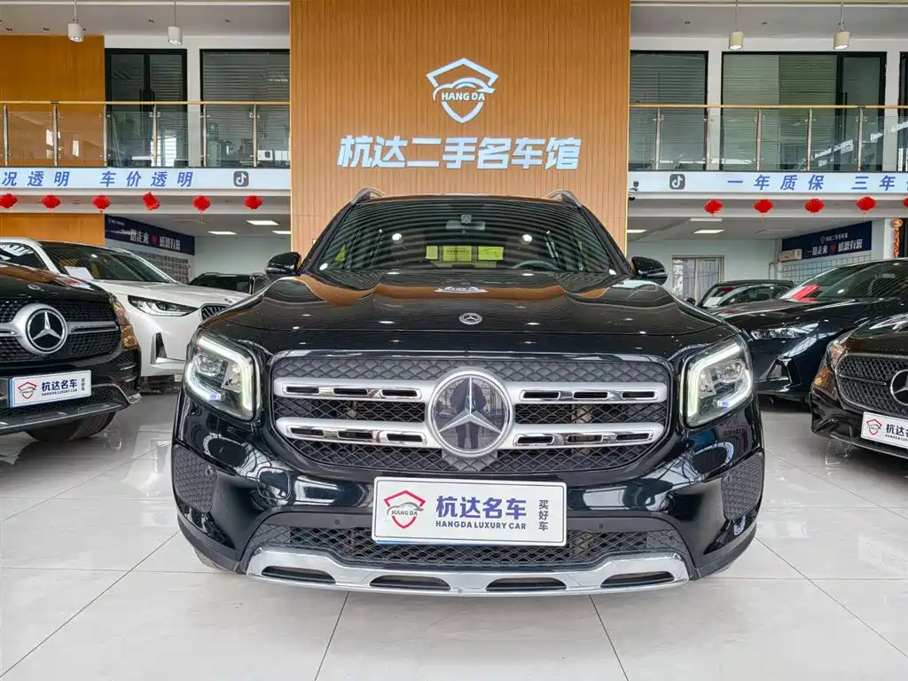 MERCEDES-BENZ GLB