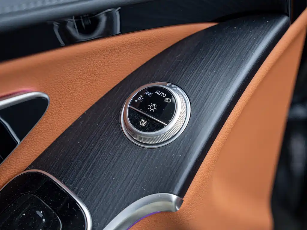 Mercedes-Benz S-Class — миниатюра 15