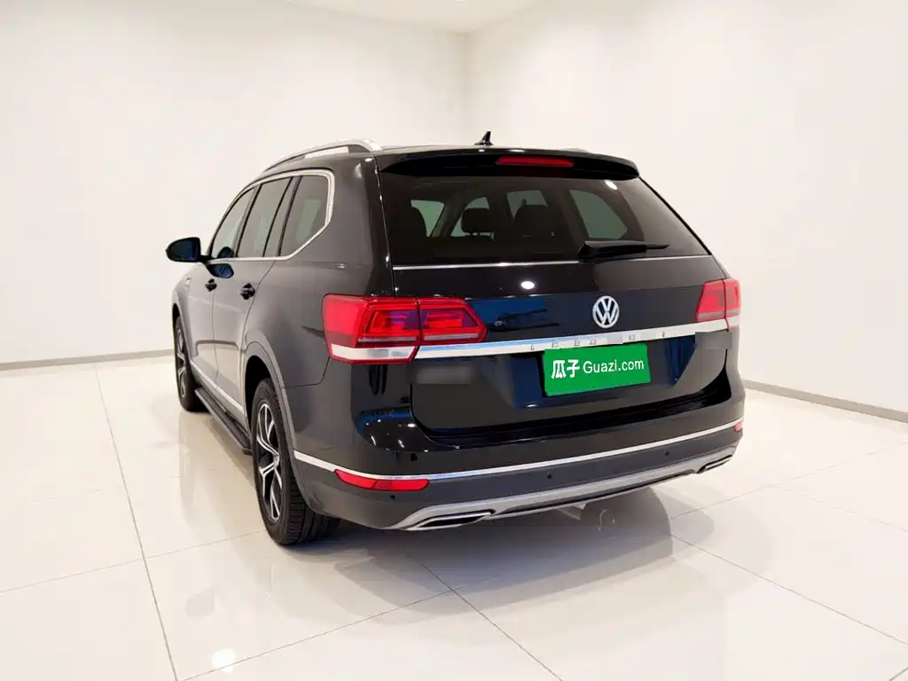 Volkswagen Teramont — миниатюра 4