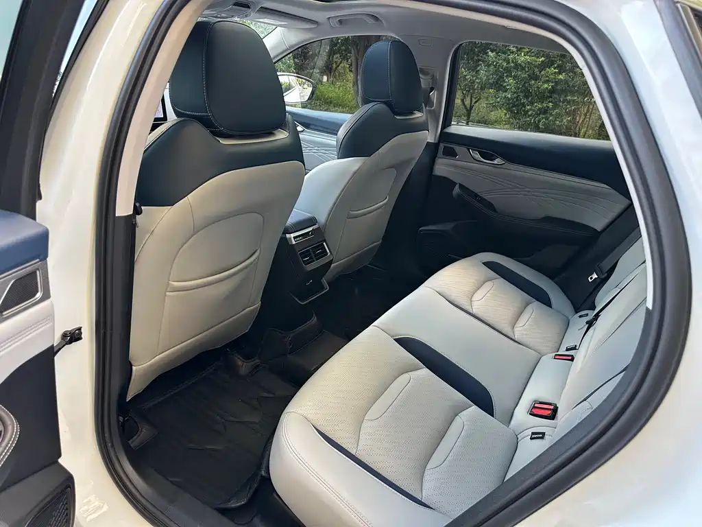 Geely Xingrui — миниатюра 6