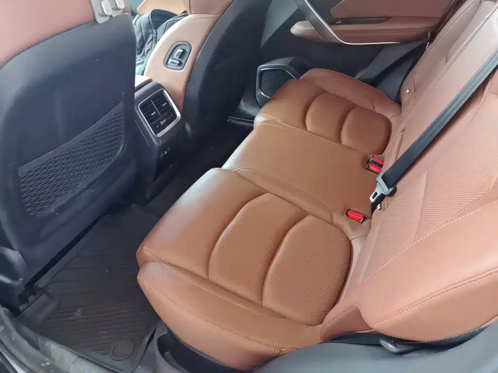 Geely Boyue — миниатюра 17