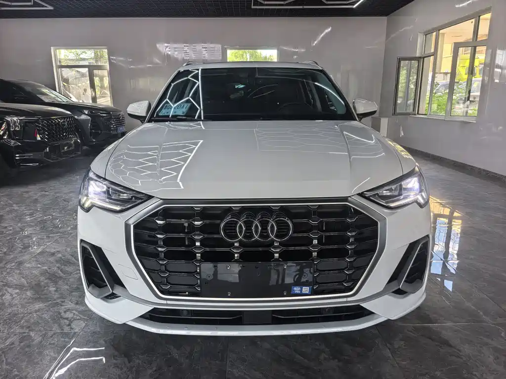 Audi Q3 2023 35 TFSI Fashion Dynamic Type （1.4T）