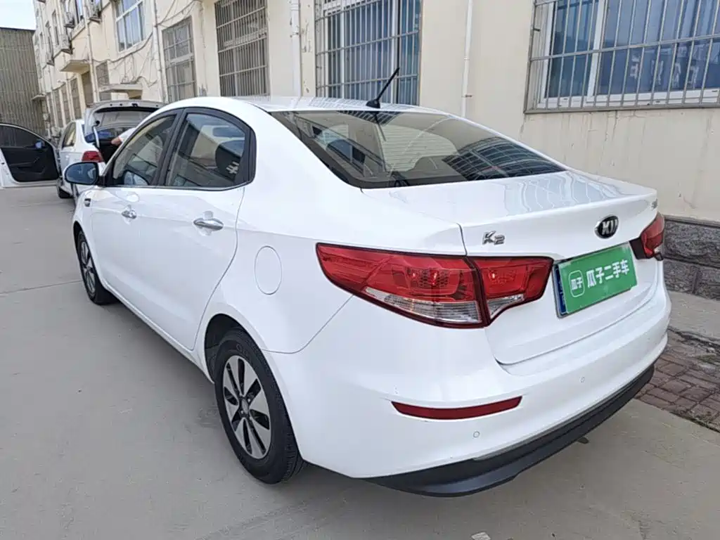 Kia K2 — миниатюра 5