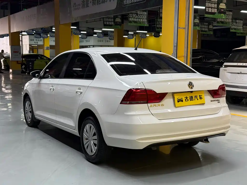 Volkswagen Santana — миниатюра 7