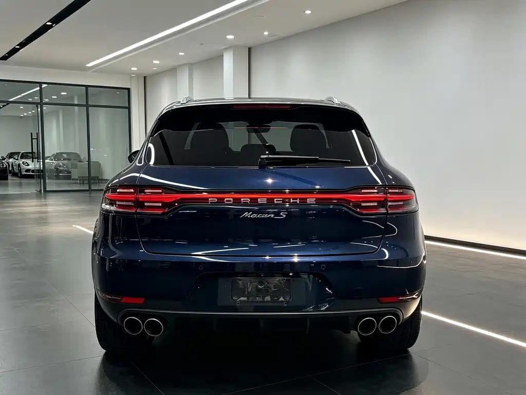 Porsche Macan — миниатюра 8