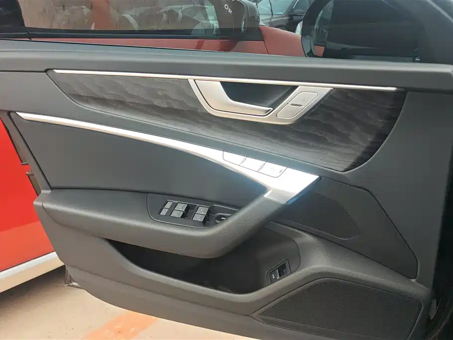 Audi A6L 2024 45 TFSI quattro