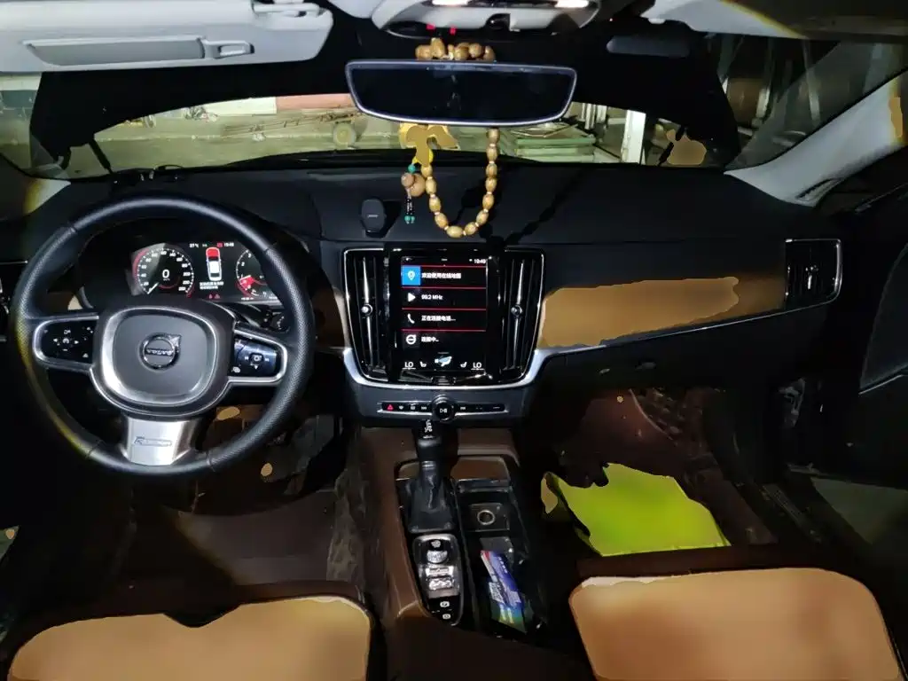 Volvo S90 — миниатюра 10