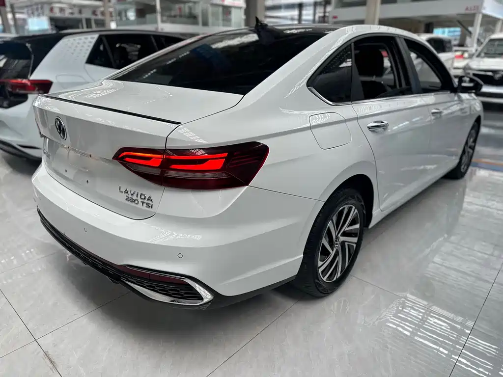Volkswagen Lavida — миниатюра 16