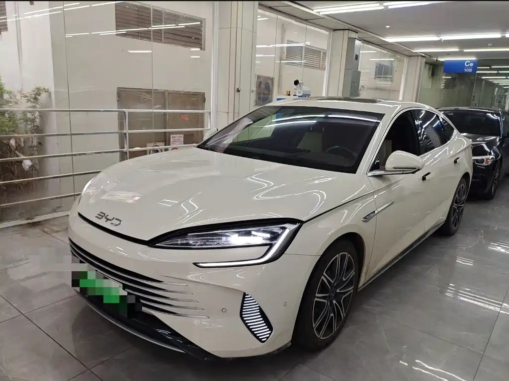 海豹 2023款 DM-i 1.5T 200km 旗舰型