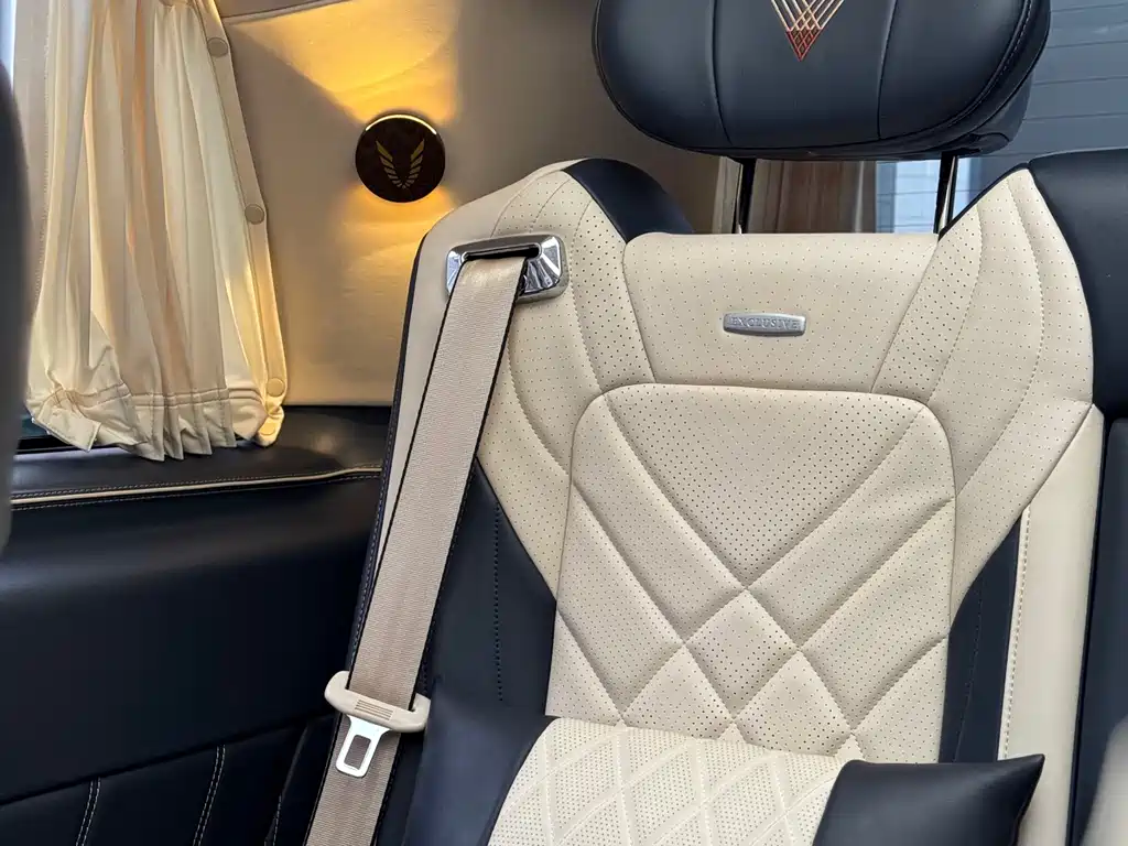 MERCEDES-BENZ V CLASS