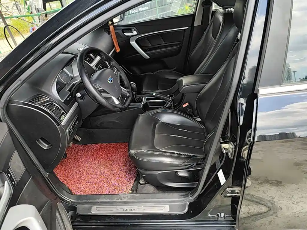 Geely Emgrand — миниатюра 15