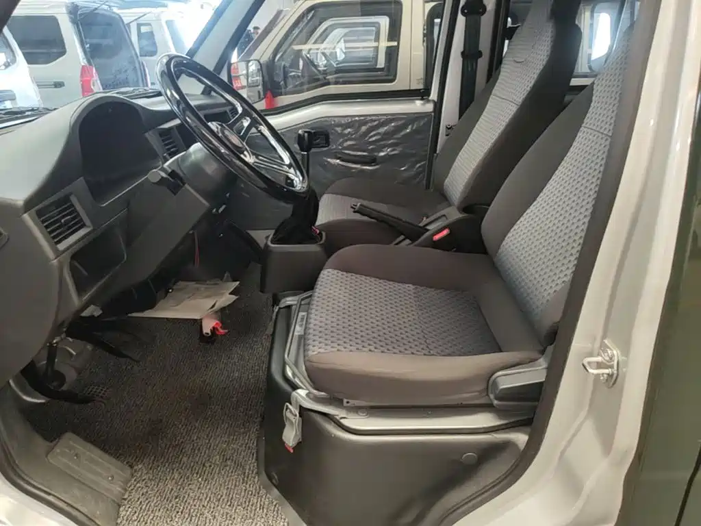 Wuling Zhiguang — миниатюра 15