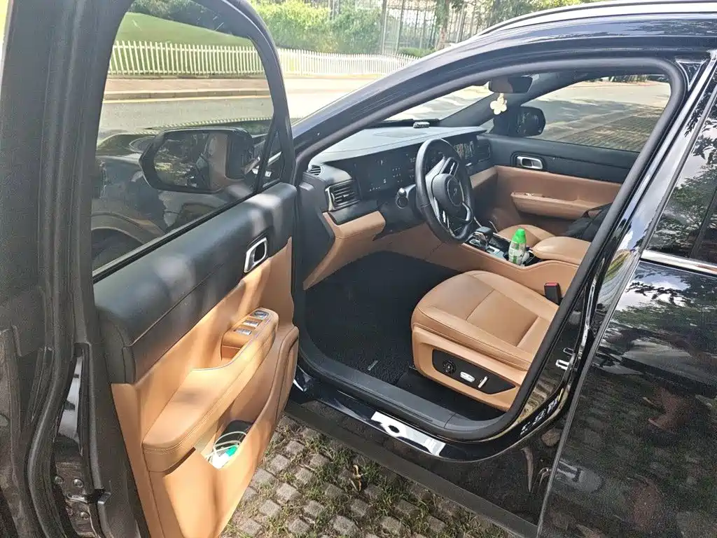 Li Auto Li ONE — миниатюра 12