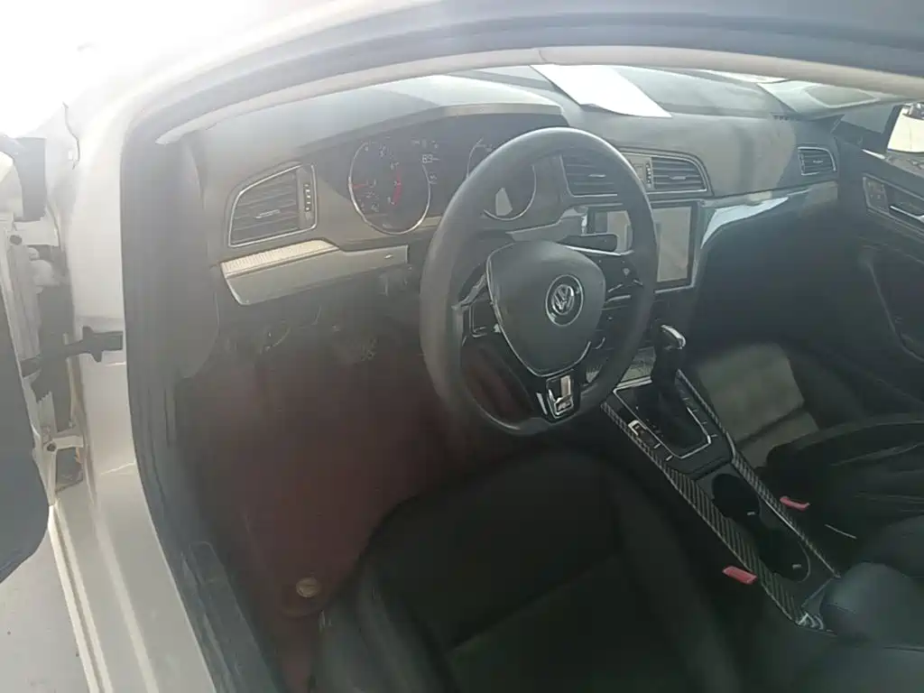 Volkswagen Lamando — миниатюра 10