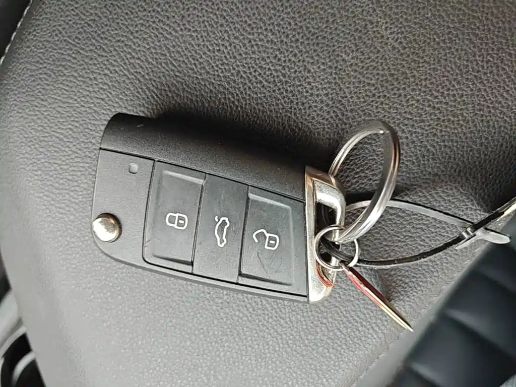 Volkswagen Sagitar — миниатюра 9