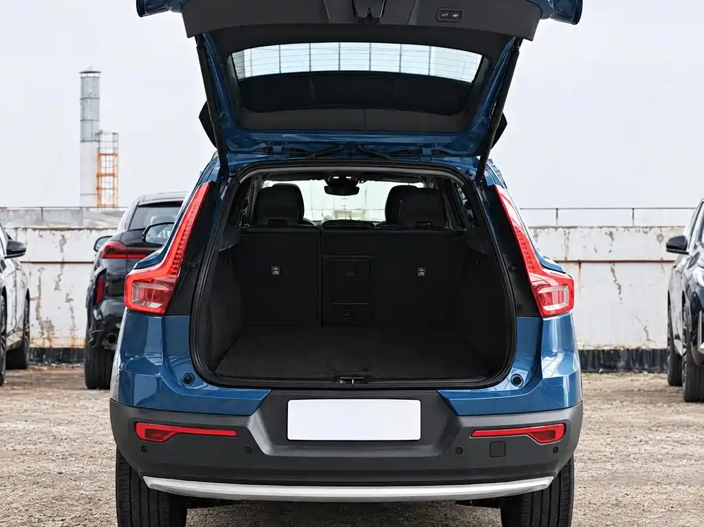 Volvo XC40 — миниатюра 13