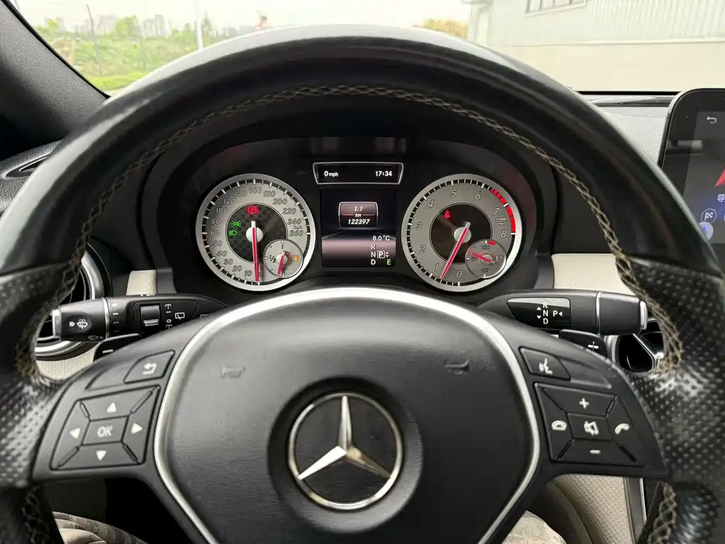 Mercedes-Benz A-Class (Import) — миниатюра 6