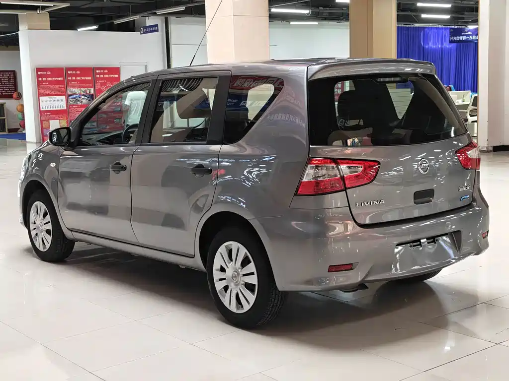 Nissan Livina — миниатюра 7