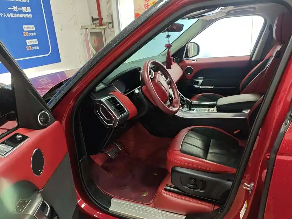 Land Rover Range Rover Sport 2021 3.0 L6 HST