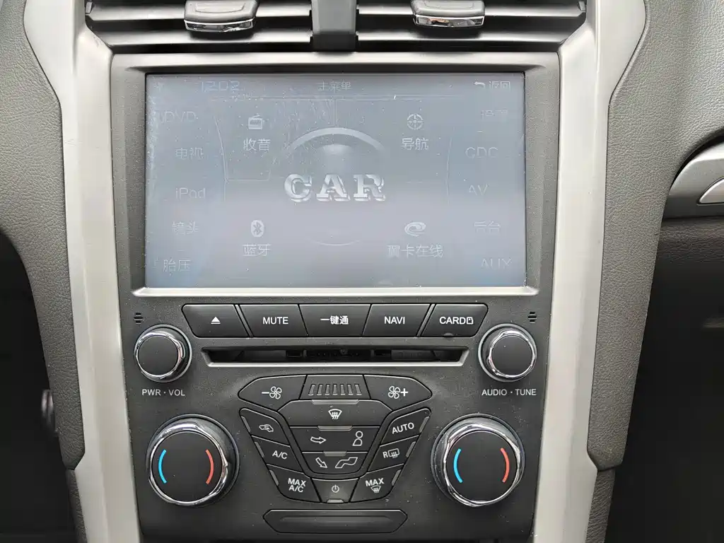 Ford Mondeo — миниатюра 21