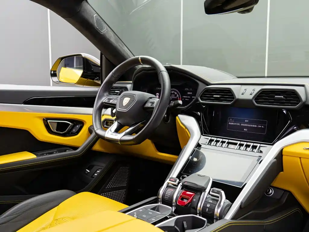 Lamborghini Urus — миниатюра 17