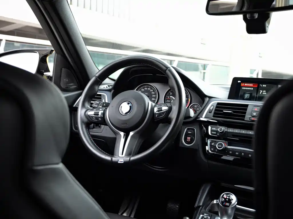 BMW M3 — миниатюра 25