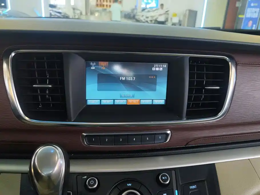Buick GL8 — миниатюра 13