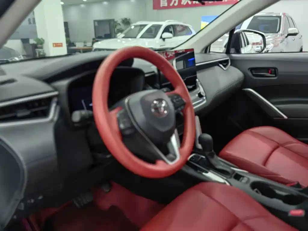 Toyota Frontlander — миниатюра 6