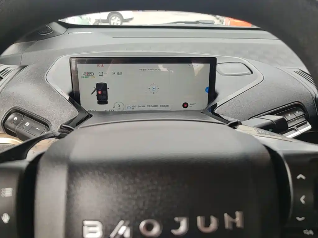 Baojun KiWi EV — миниатюра 13