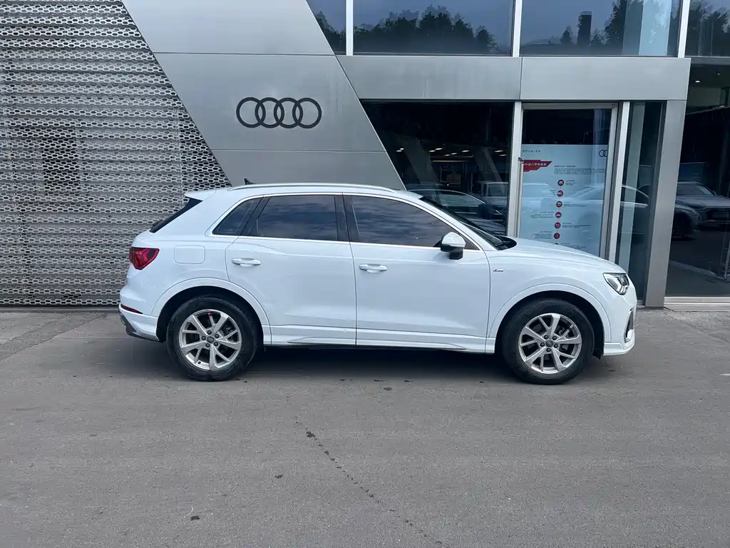 Audi Q3 — миниатюра 3