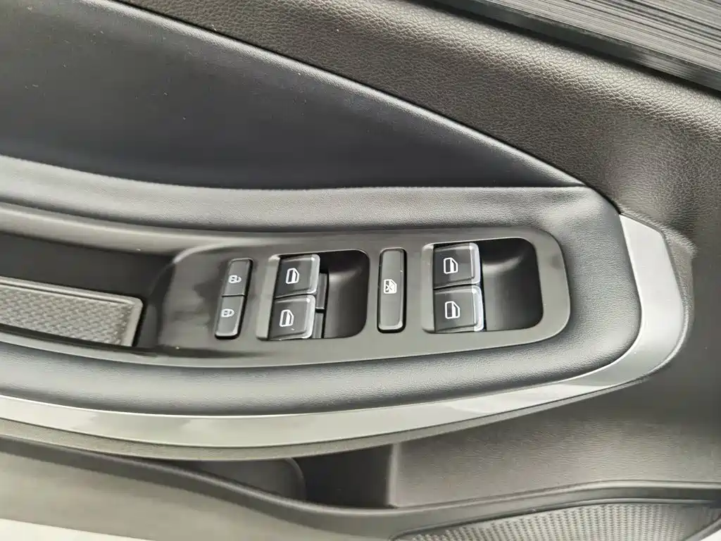 Chery Arrizo 5 — миниатюра 9