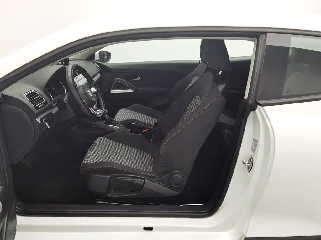 Volkswagen Scirocco — миниатюра 10