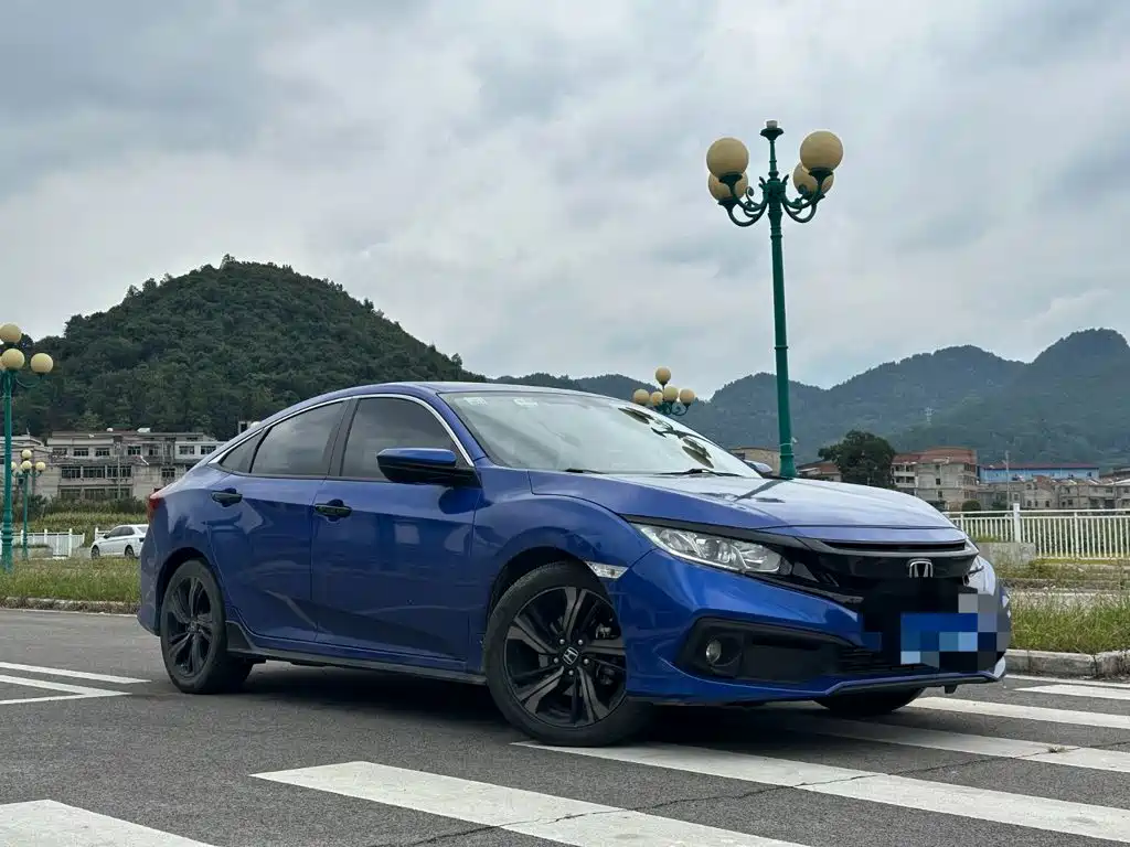 Honda Civic — миниатюра 4