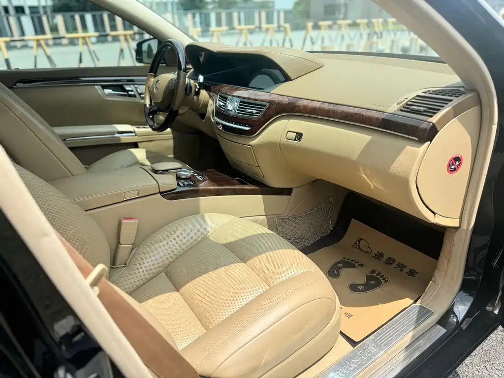 Mercedes-Benz S-Class — миниатюра 10