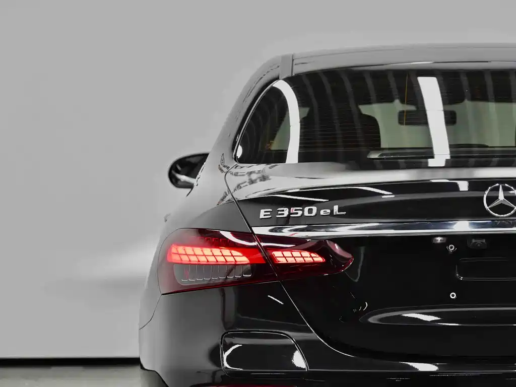 Mercedes-Benz E-Class E 2022 E 350 e L