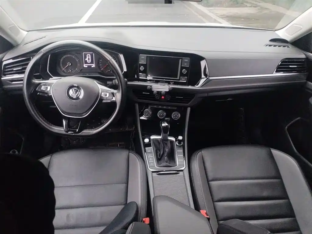 Volkswagen Sagitar 2020 200TSI DSG Comfort VI