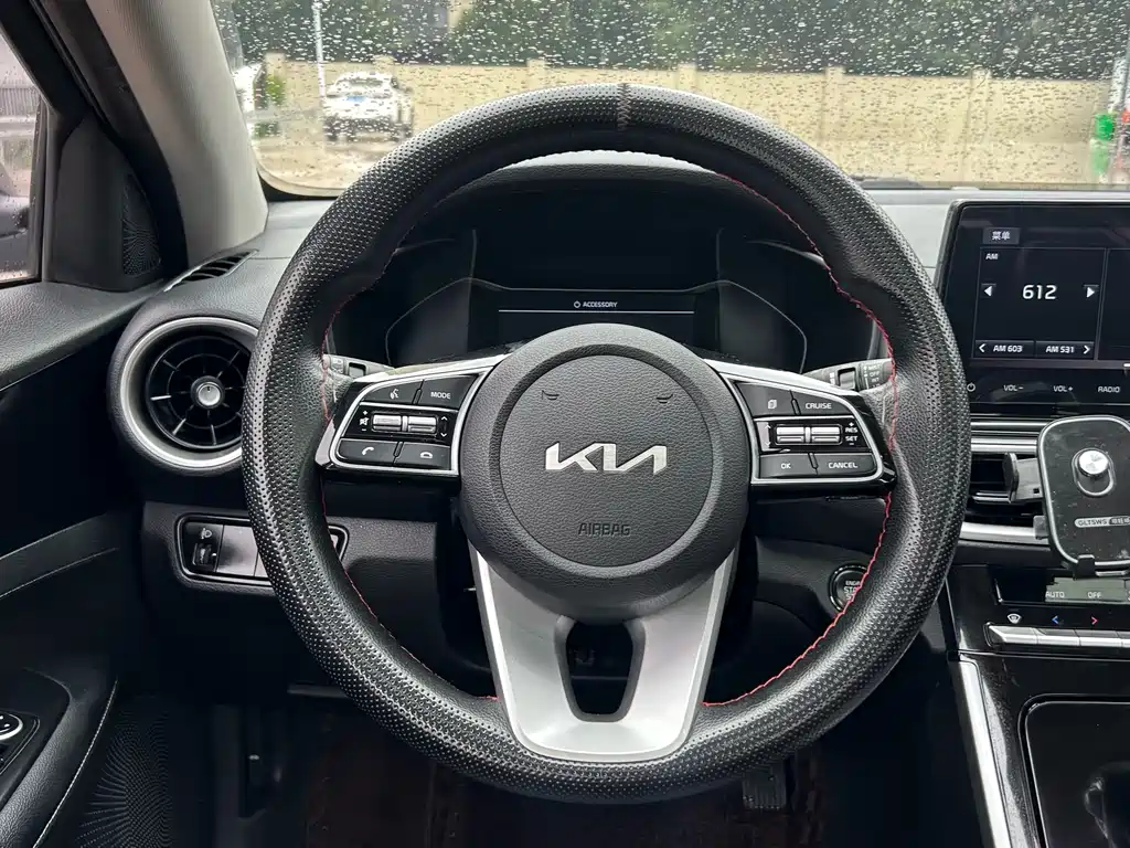 Kia K3 - фото 8
