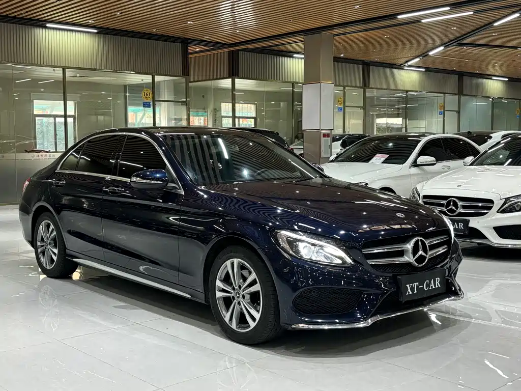 Mercedes-Benz C-Class — миниатюра 3
