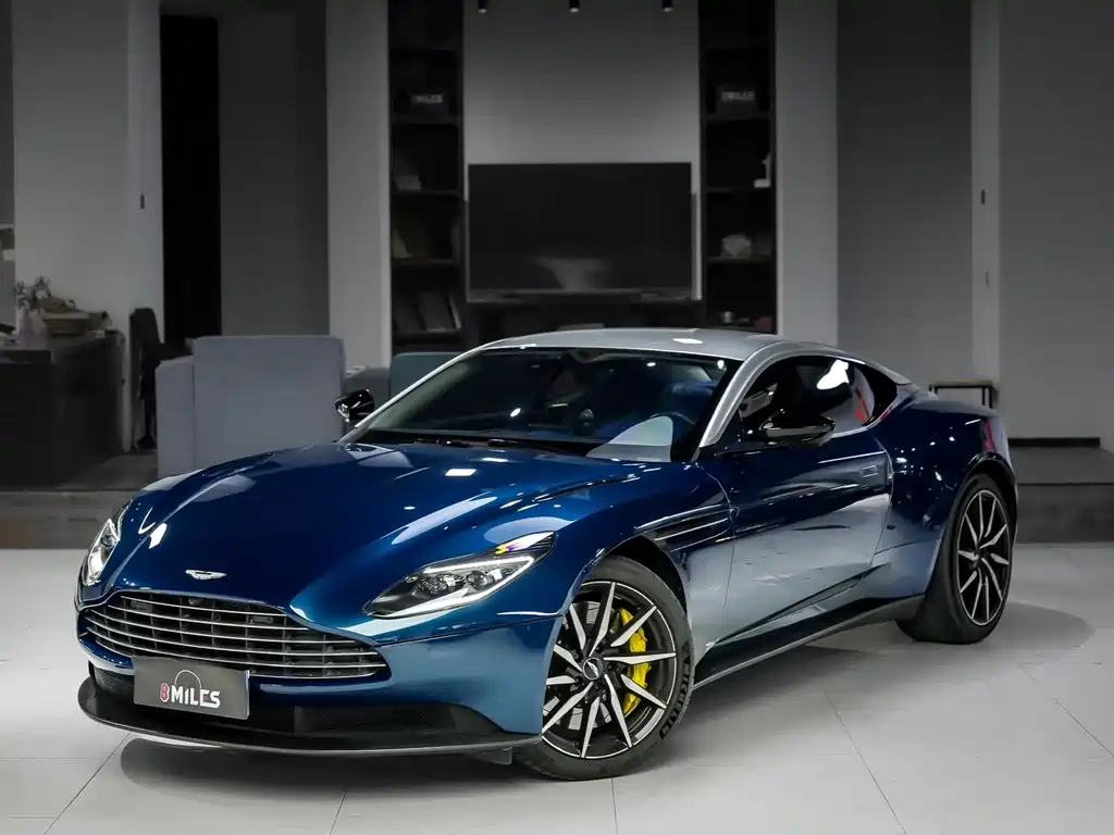 ASTON MARTIN DB11
