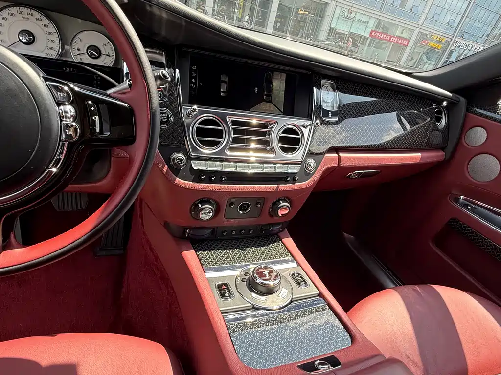 Rolls-Royce Ghost — миниатюра 23