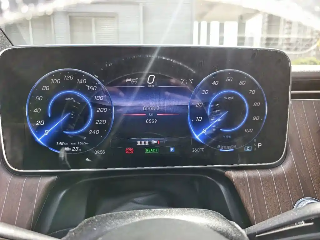 Mercedes-Benz EQE — миниатюра 2