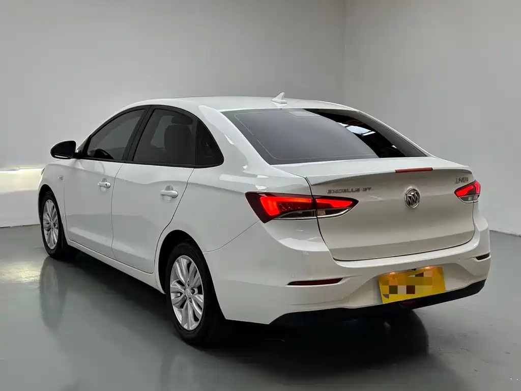 Buick Excelle — миниатюра 8